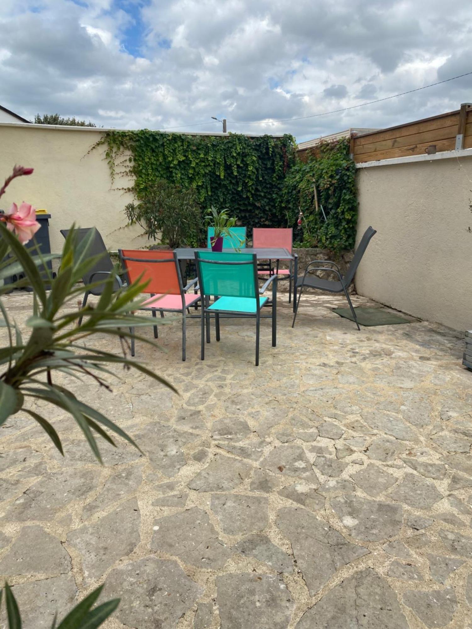 Studio Les Trois Maries Fondettes Proche Tours מראה חיצוני תמונה